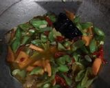 Foto langkah ke 3 dari resep Tumis Buncis Wortel Tahu.