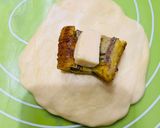 Foto langkah ke 5 dari resep Bolen Pisang.