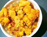 आलू गोभी की सब्जी (Aloo Gobhi ki sabzi recipe in Hindi) रेसिपी चरण 4 फोटो