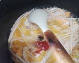 Foto langkah ke 6 dari resep Tumis Tahu Telur Enoki.