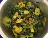A picture of step 5 of Palong CHACHHORI / Spinach Dry Curry.