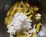 A picture of step 4 of Kanchkola Khosha’r Chorchori / Raw Banana Peel dry veggie.