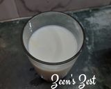 A picture of step 1 of Dry Dates/Chuare Milkshake.