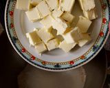 Foto del passaggio 6 della ricetta Sbriciolata integrale con noci e confettura di fichi