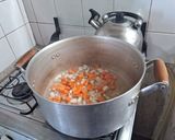 Foto del paso 1 de la receta: Pollo al curry con champiñones y vegateles version saludable