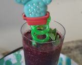 Foto del paso 4 de la receta: Jugo de berries y mentas