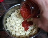 Foto del paso 2 de la receta: Tortellinis rellenos al queso con salchichas