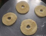 डलगोना डोनट (dalgona donut recipe in marathi) रेसिपी स्टेप 3 फोटो
