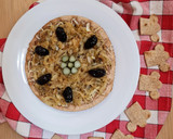 Foto del paso 5 de la receta: Pizza integral de cebolla sin horno ni levadura
