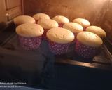 Foto langkah ke 2 dari resep Cup cake vanila.