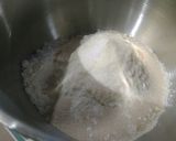 Foto langkah ke 2 dari resep Yudane Sweet Bread.