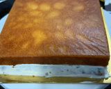Gambar langkah 13 resipi Creamy Vanilla Butter Cake (Cream Cheese Frosting).
