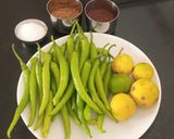 राई वाले मिर्च (Rai wali mirch recipe in Hindi) रेसिपी चरण 1 फोटो