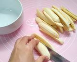 Foto langkah ke 1 dari resep Piscok Lumer (Pisang Coklat Lumer / Pisang Aroma).