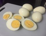 Foto del paso 2 de la receta: Huevos rellenos