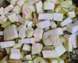 Foto del paso 3 de la receta: Pisto 🧅🌶🫑🥒🍆🥔