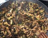 Foto del paso 1 de la receta: Wok de verduras con pollo y soja texturizada