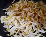 Foto langkah ke 3 dari resep Tumis tauge sehat sederhana dan mudah.