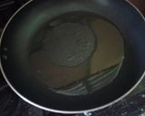 A picture of step 2 of Fried Eggs.