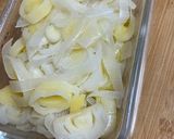 Foto del paso 1 de la receta: Pastel de puerros con salmón. Muy fácil y sano