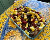 Une image de l'étape 10 de Salade de fruits rouges, ananas et raisin.