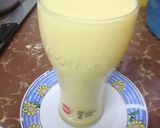 A picture of step 3 of Mango fresh juice.