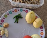 A picture of step 1 of Pressure cooker black eyed peas n potatoes.