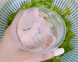 Hình bước làm 1 của món Canh cải xanh nấu mọc (giò sống)