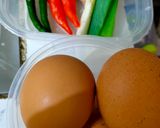 Foto langkah ke 1 dari resep Telur Ceplok Berbumbu.