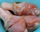 Foto langkah ke 1 dari resep Ayam goreng mentega seperti di restaurant chinese food.
