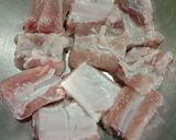 รูปขั้นตอนการทำที่ 5 ของ ซี่โครงหมูทอด (Fried Pork Ribs)