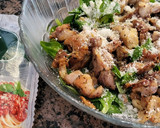 Foto del paso 3 de la receta: Ensalada agridulce de pollo con canónigos