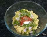 A picture of step 6 of Chana Dal Vada.