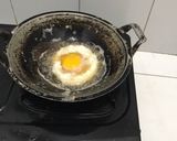 Foto langkah ke 1 dari resep 26. Telur Matasapi (Ceplok) Balado.