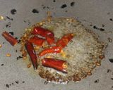 A picture of step 6 of Sauted idli.