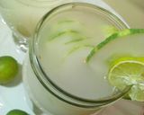 A picture of step 2 of Ginger orange lemonade.