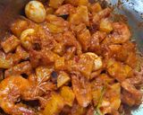 Foto langkah ke 2 dari resep Sambalado Udang Kentang Telur puyuh.