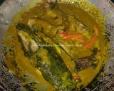 Foto langkah ke 6 dari resep Kari Lele Daun Kemangi.