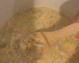 A picture of step 4 of Salmon Chowder.