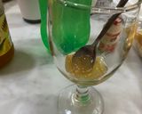 Foto langkah ke 2 dari resep Yuzu yakult.