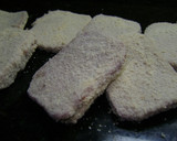 Foto del paso 3 de la receta: Milanesas de Viandada - Corned Beef  con ensalada y boconccinos