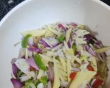 A picture of step 1 of Vegetable pakoray.