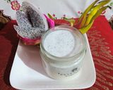 A picture of step 4 of Dragon fruit Shake.