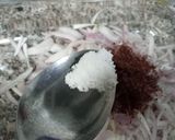 A picture of step 7 of Onion salad.