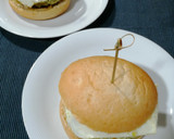 Foto del paso 7 de la receta: Hamburguesa casera de pollo, calabacín y parmesano