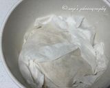 A picture of step 3 of Steamed & Fried Chicken Momos (Dumplings).