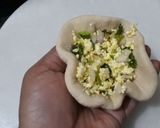 A picture of step 5 of Paneer Paratha.