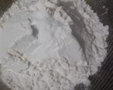 A picture of step 2 of Zebra Čake.