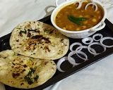तवा गार्लिक नान (tawa garlic naan recipe in Hindi) रेसिपी चरण 4 फोटो