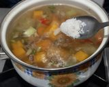 Foto langkah ke 3 dari resep Sayur bening 2 labu.